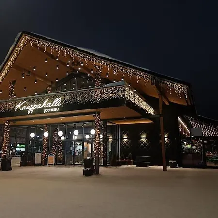 Ihastuttava, Vanha Jugend Talo Joensuun Sydaemessae * Йоэнсуу