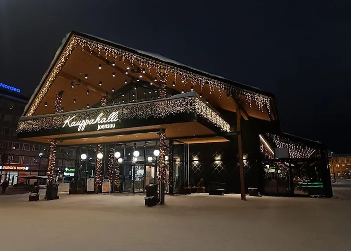 Ihastuttava, Vanha Jugend Talo Joensuun Sydaemessae * Йоэнсуу