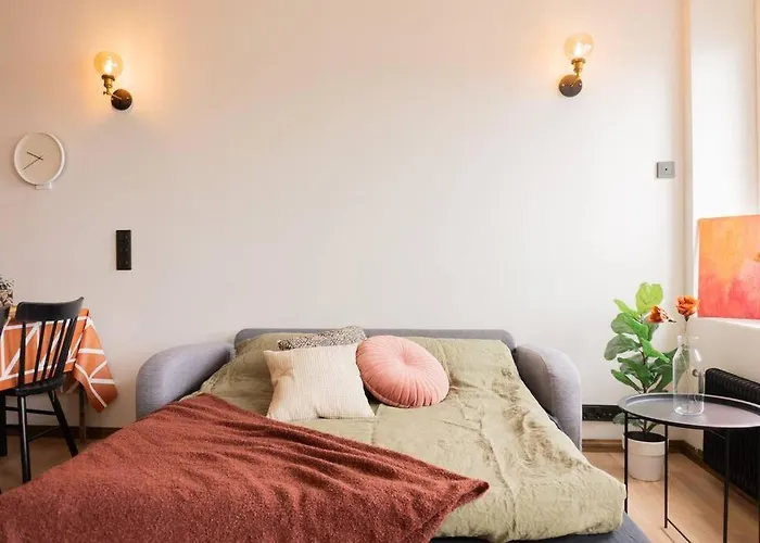 Ihastuttava, Vanha Jugend Talo Joensuun Sydaemessae Йоэнсуу